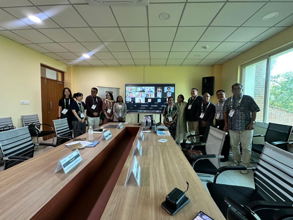 whatsapp image 2025 10 24 at 13.21.41